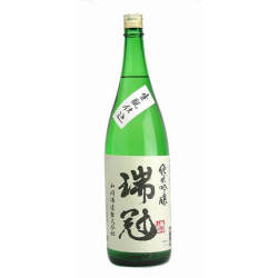 瑞冠 純米吟醸 生もと 1800ml